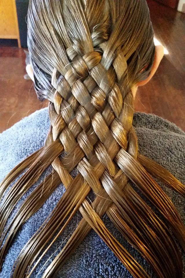 Facebook / Daddy Daughter Hair Factory