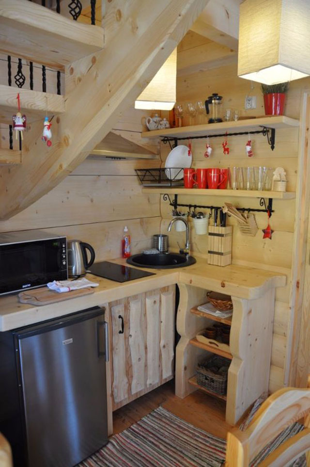 The Little Log House Company