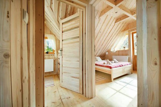 The Little Log House Company