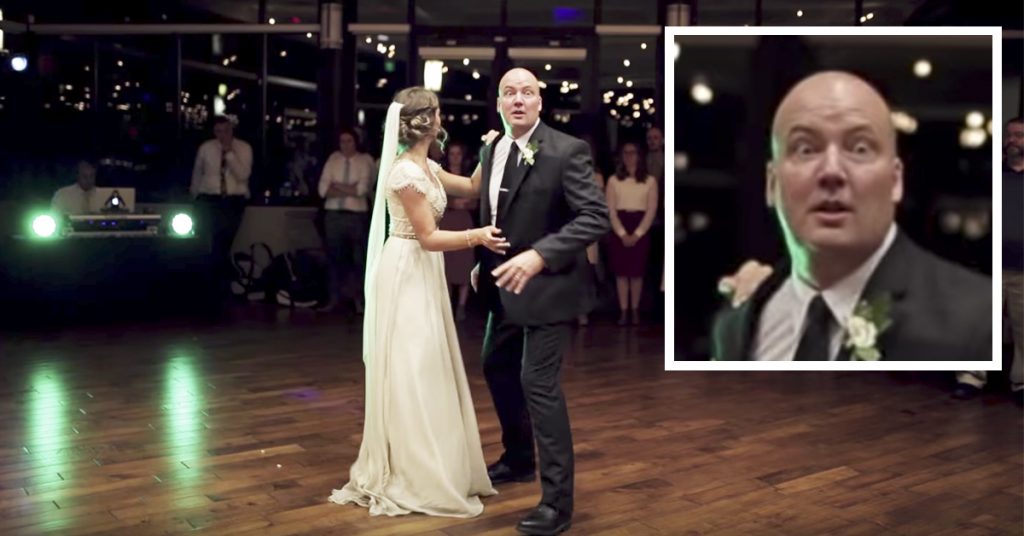 Faren og bruden har stilt seg opp for å danse – så overrasker de alle gjestene