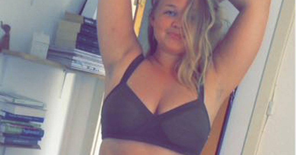 To unge menn sier stygge ting om bikinikroppen hennes, men nå gir hun dem inn